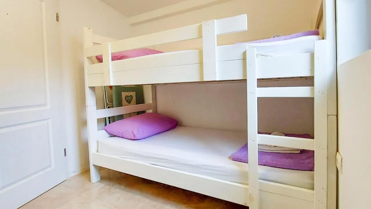 Holiday Home - Beach House 'Amarella' Turanj Croatia