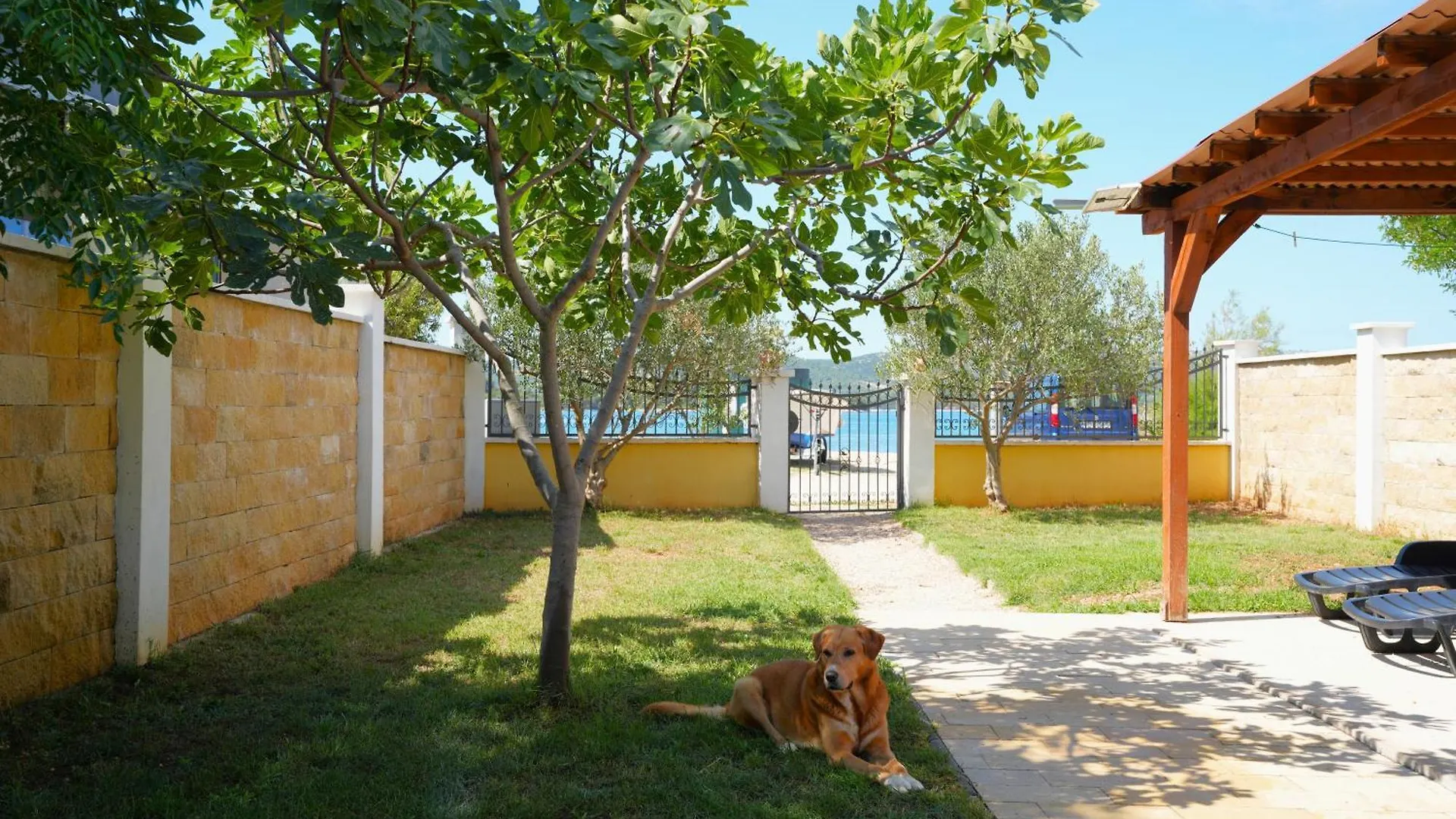 Holiday Home - Beach House 'Amarella' Turanj Croatia