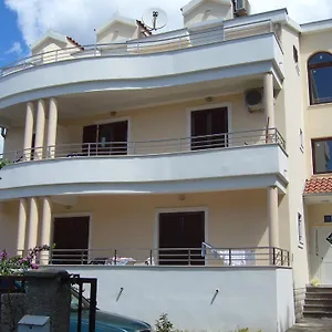 Dada Apartment